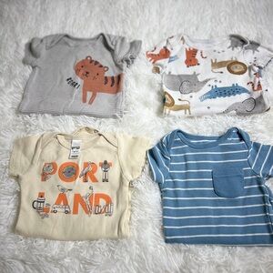Set of 4 Baby Onesies with Animal Prints